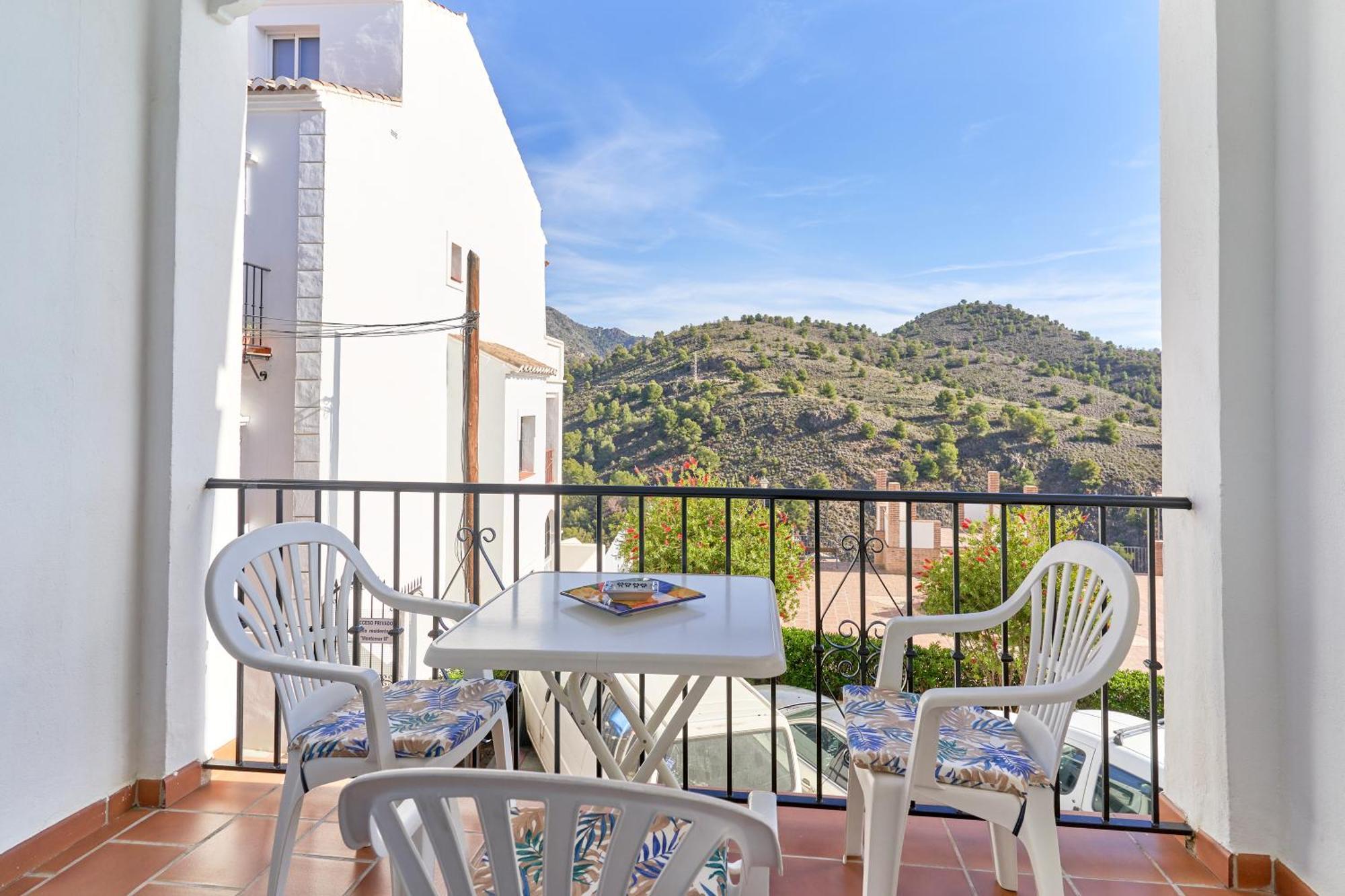 Apartment In Balcon De Фригиляна Екстериор снимка